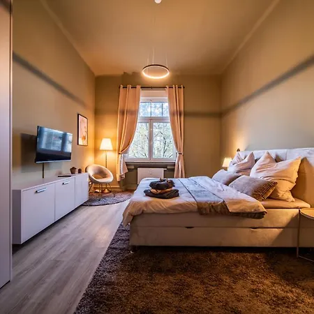 Llr Design - Emerald Im Zentrum Von Apartment *