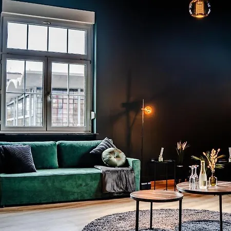 Llr Design Apartment Am Bahnhof - Emerald Green Διαμέρισμα *