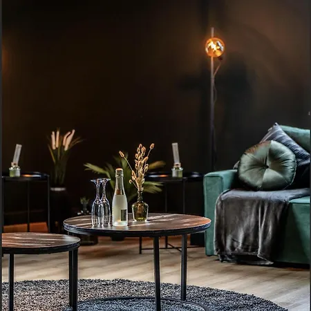 Llr Design Apartment Am Bahnhof - Emerald Green Διαμέρισμα
