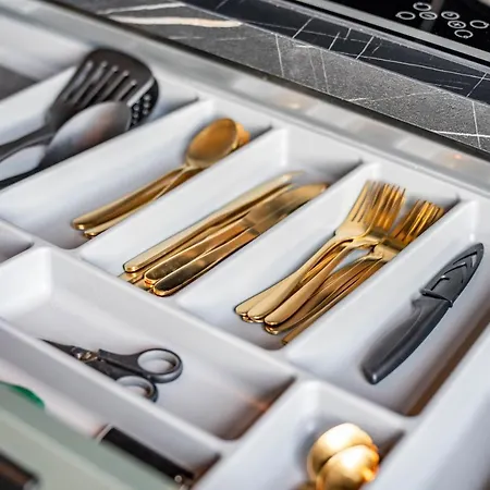 Llr Design - Emerald Im Zentrum Von Koblencja