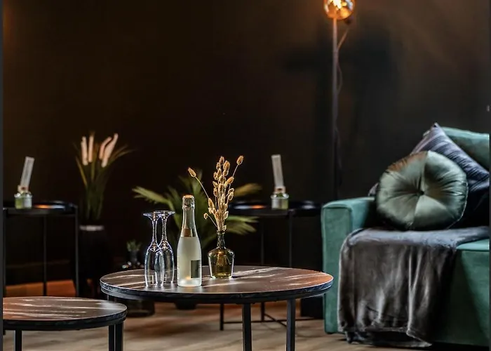 Llr Design - Emerald Im Zentrum Von Lägenhet